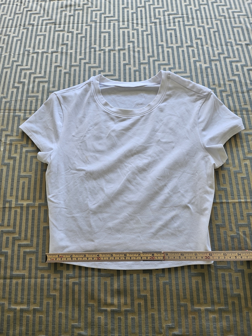 ALO Cropped Finesse Short Sleeve Tee - Picture 4 of 5